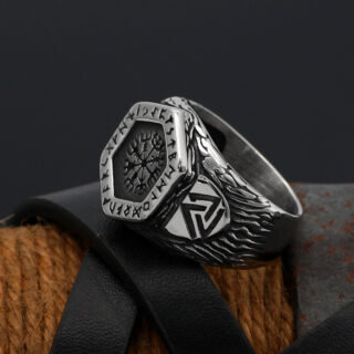 Bague viking boussole runique Vegvisir