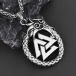 Collier viking valeureux combattant