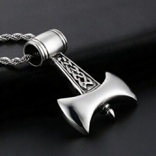 Pendentif hache Viking à double lame sur chaîne tressée